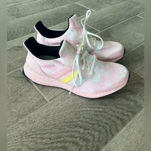 Adidas Ultraboost (Women’s) Size 7.5-NEVER USED